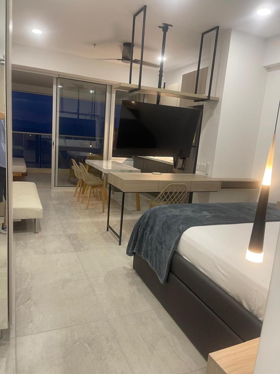 Apartasuites *